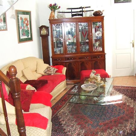 Les Trois Puits Bed and Breakfast Brion-pres-Thouet Exterior foto