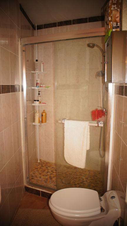 Les Trois Puits Bed and Breakfast Brion-pres-Thouet Exterior foto